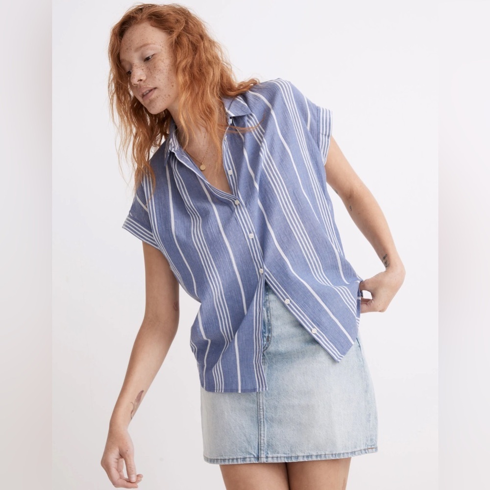 Madewell Blue and White Central Short Sleeve Shirt in Highley Stripe Size Small